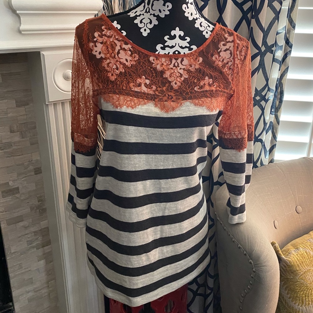 Romantic top